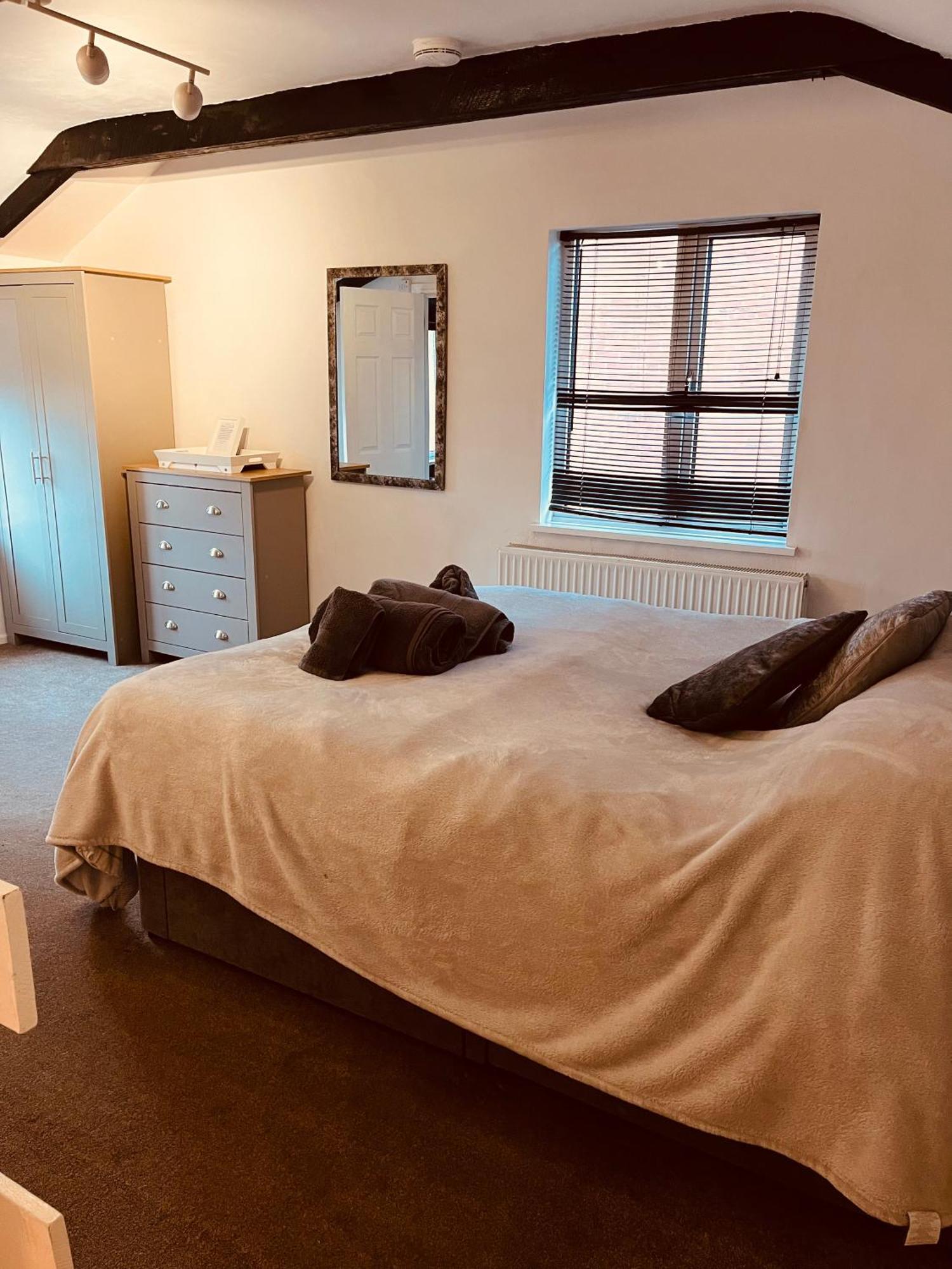 Cosy And Peaceful Maisonette With Terrace, Kidderminster Esterno foto